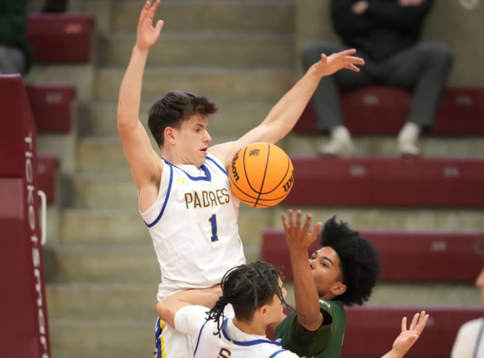 Sacred Heart Cathedral bhoop over Serra 2023 CCS Open by Darren Yamashita022320232181